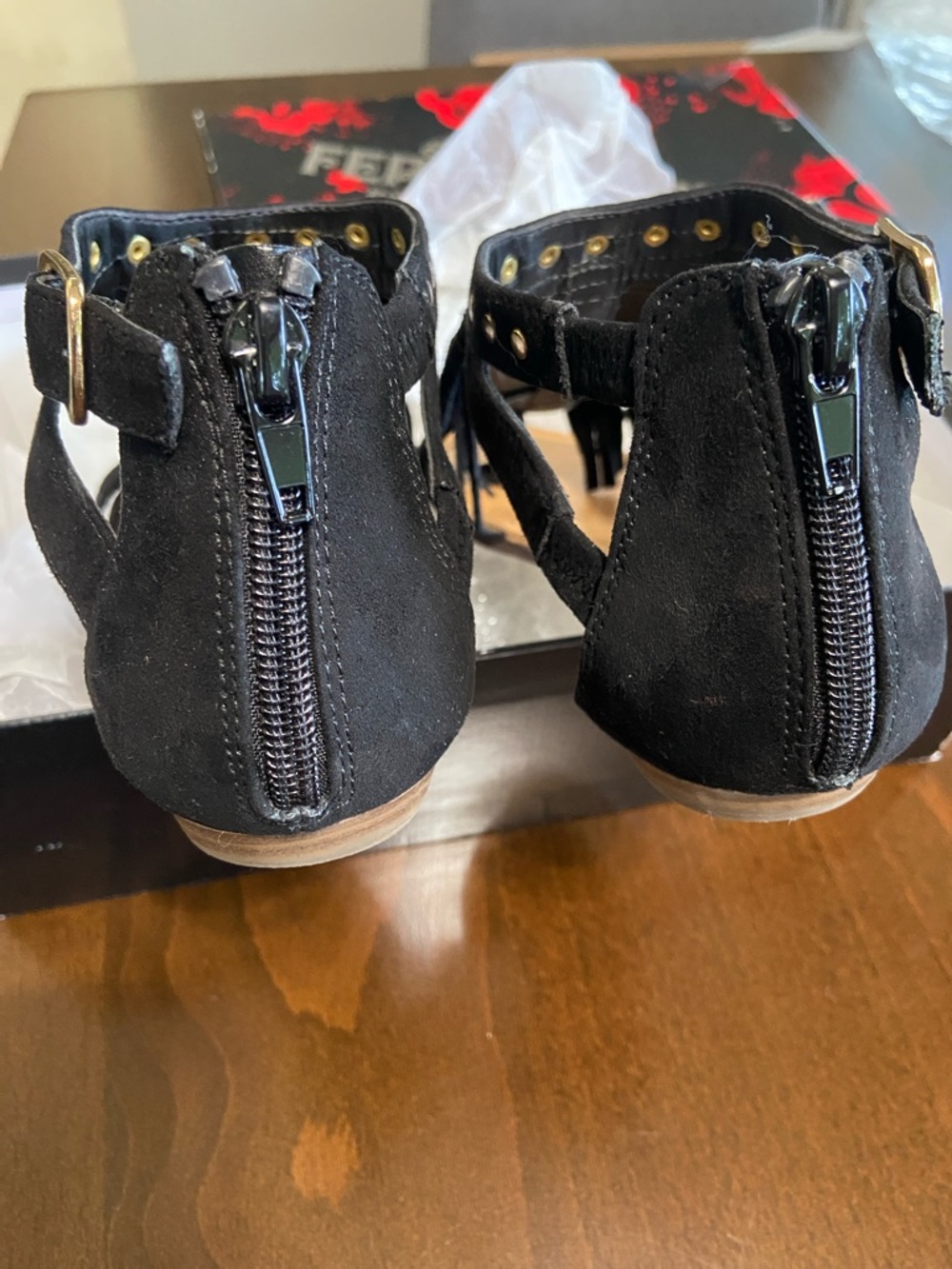 Sale! Fergalicious Black Leather Fringe Gold Studded Gladiator Sandals, size 7M - Picture 5 of 14